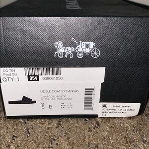 Coach Slides - Charcoal/Black 
Never worn, original packaging
